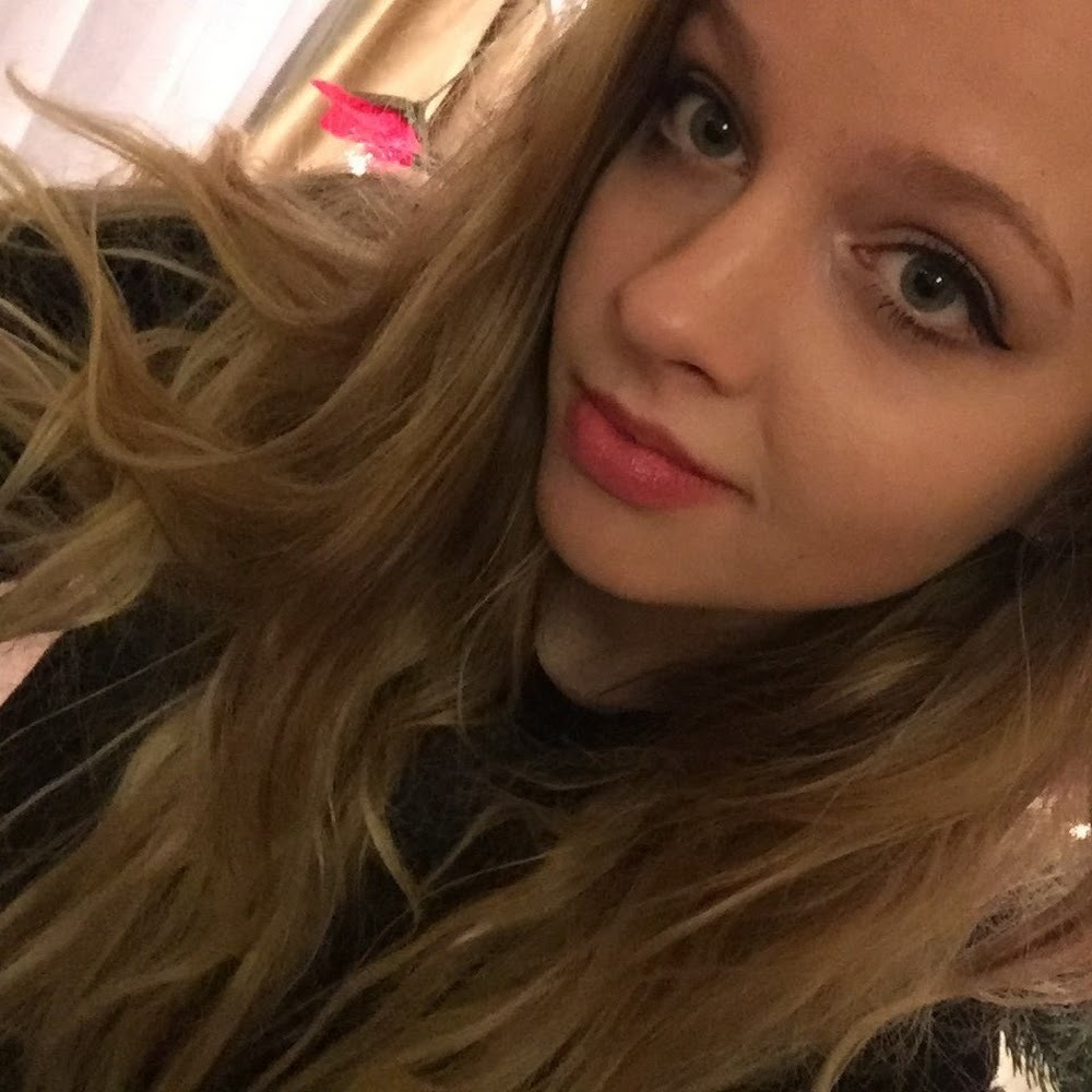 Meet your Posher, Claire